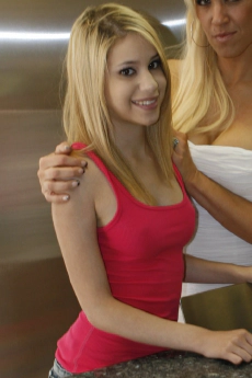 Mae Olsen's Nude Picture